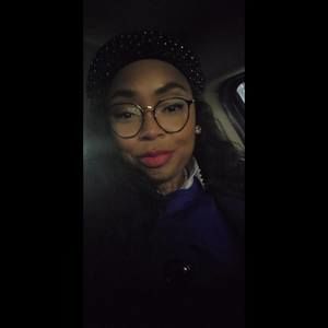 Meet your Posher, Joyce